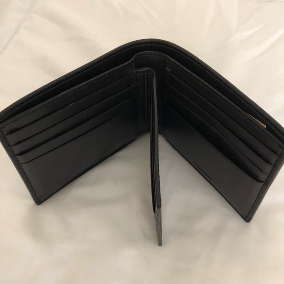 Coach Wallet - Picture 5 of 7